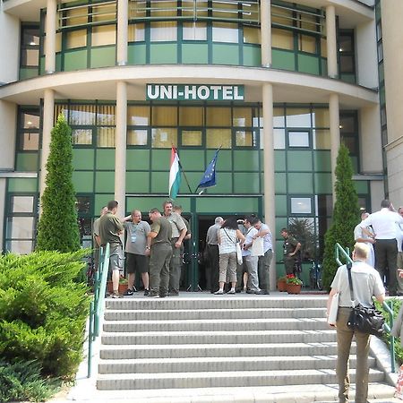 Uni-Hotel Diákotthon Miskolc Exterior foto